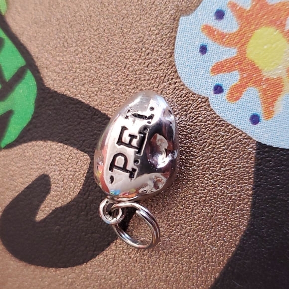 ๐ PEI charm - Picture 1 of 4